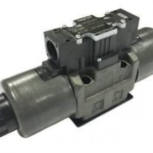 SS-G03-E3X-GR-D2-J22 Terminal Box Style Directional Control Valve