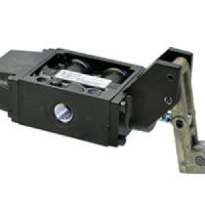 K41DA00KS1KR2 Nugget 200 Series 3/2 NC horizontal lever roller/spring actuated 1/4" NPT ported valve