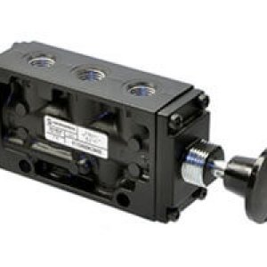 K71DA00KC0KB0 Nugget 200 Series 5/2 black palm button actuated 1/4" NPT ported valve