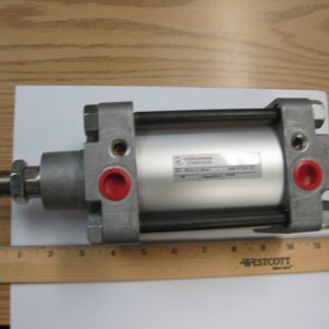 IMI Norgren DC/8080/M/38 Pneumatic Cylinder