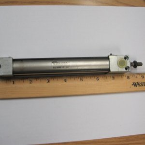 PHD inc AVF 3/4 C 4.5-D-E Pneumatic Cylinder